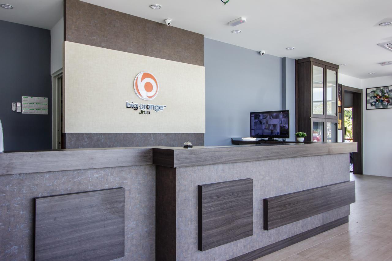 Big Orange Hotel, Jitra Exterior foto